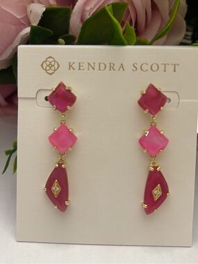 NWT Kendra Scott Bianca linear earrings in Gold pink mix